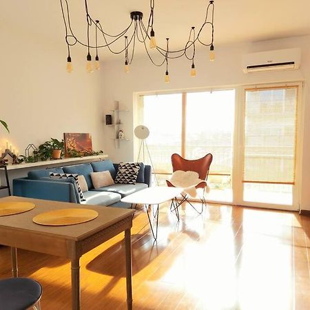 Cosy Boutique 61 Sqm Apartment - Private Parking - Ten Blocks Residence Bucharest Exterior photo