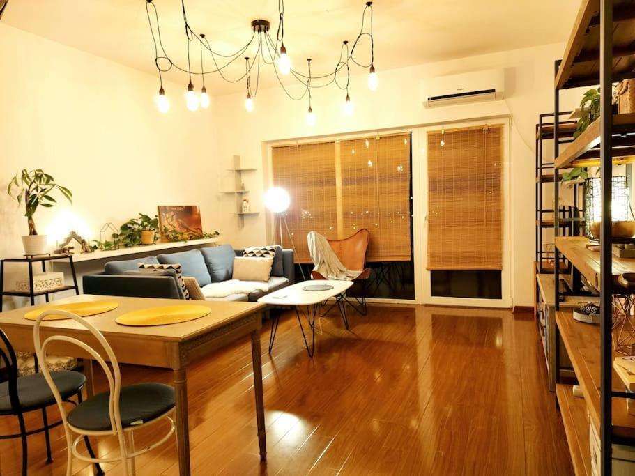 Cosy Boutique 61 Sqm Apartment - Private Parking - Ten Blocks Residence Bucharest Exterior photo